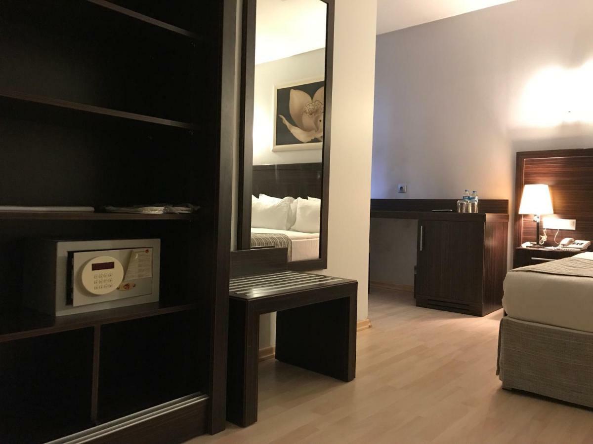 Mim Hotel Istanbul Exteriör bild