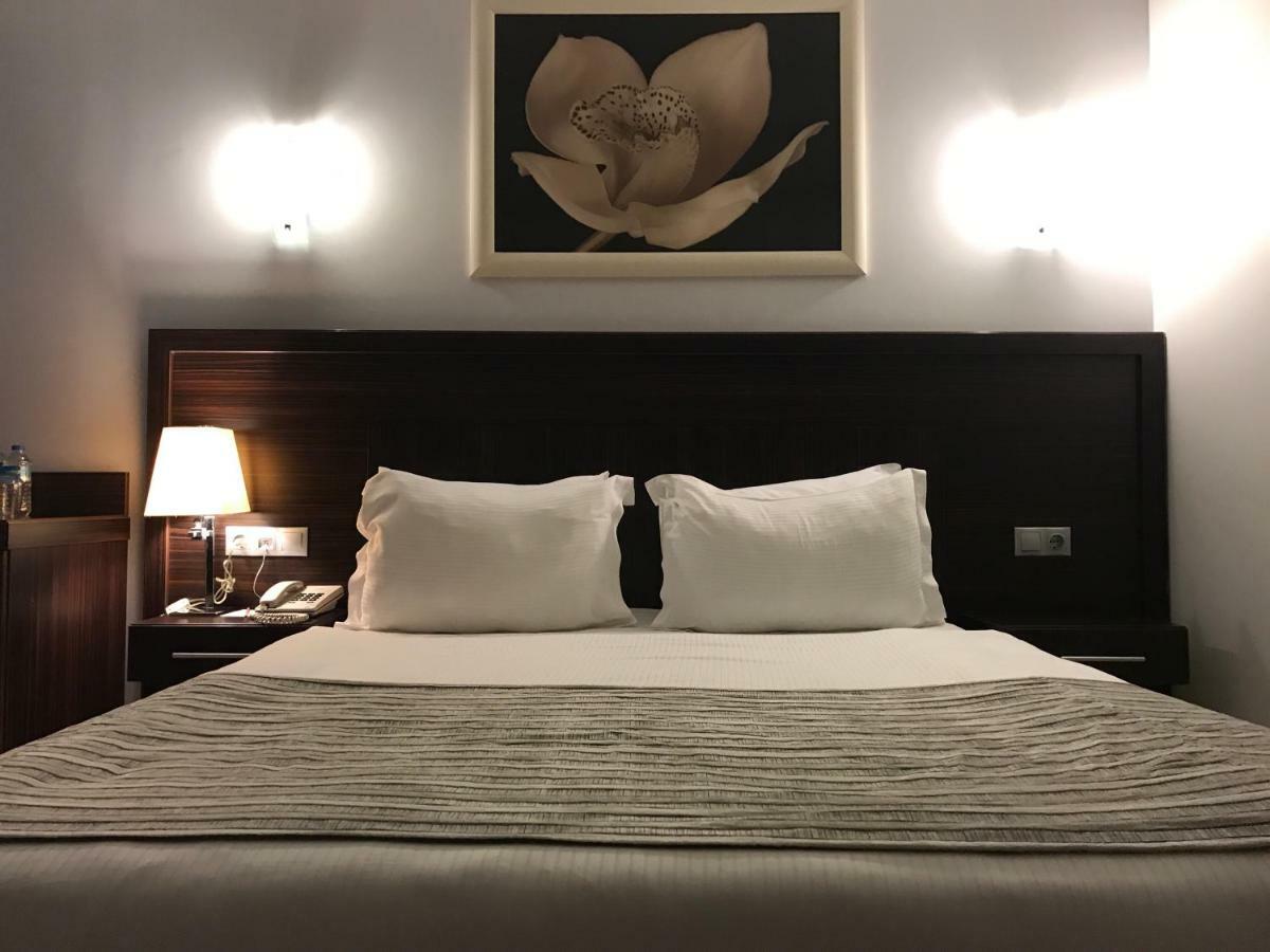 Mim Hotel Istanbul Exteriör bild
